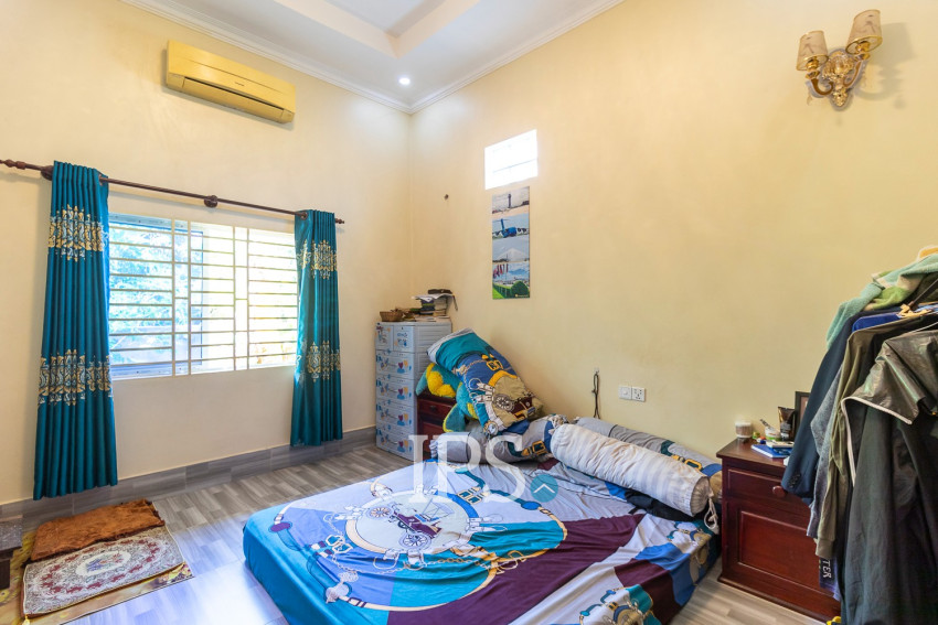 2 Bedroom House For Sale - Svay Dangkum, Siem Reap