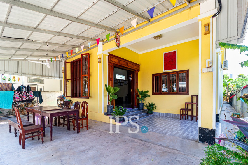 2 Bedroom House For Sale - Svay Dangkum, Siem Reap