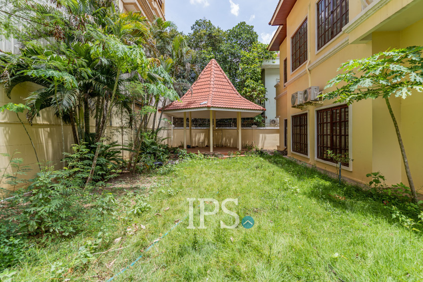 5 Bedroom Villa For Rent - Tonle Bassac, Phnom Penh