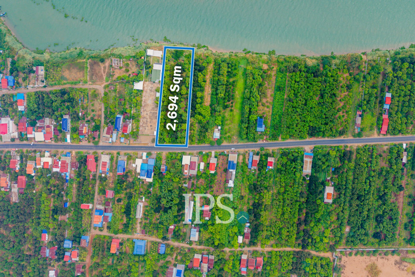 2694 Sqm Riverfront Land For Sale - Koah Reah, Lvea Aem, Kandal