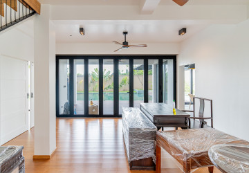 5 Bedroom Villa For Rent - Arey Ksat, Phnom Penh thumbnail