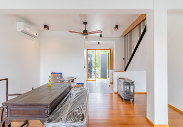 5 Bedroom Villa For Rent - Arey Ksat, Phnom Penh thumbnail