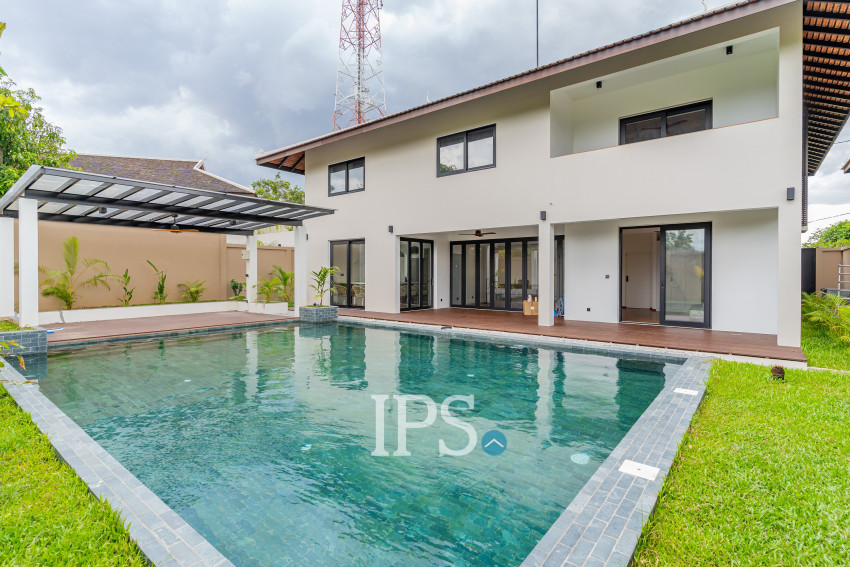 5 Bedroom Villa For Rent - Arey Ksat, Phnom Penh