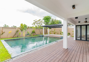 5 Bedroom Villa For Rent - Arey Ksat, Phnom Penh thumbnail