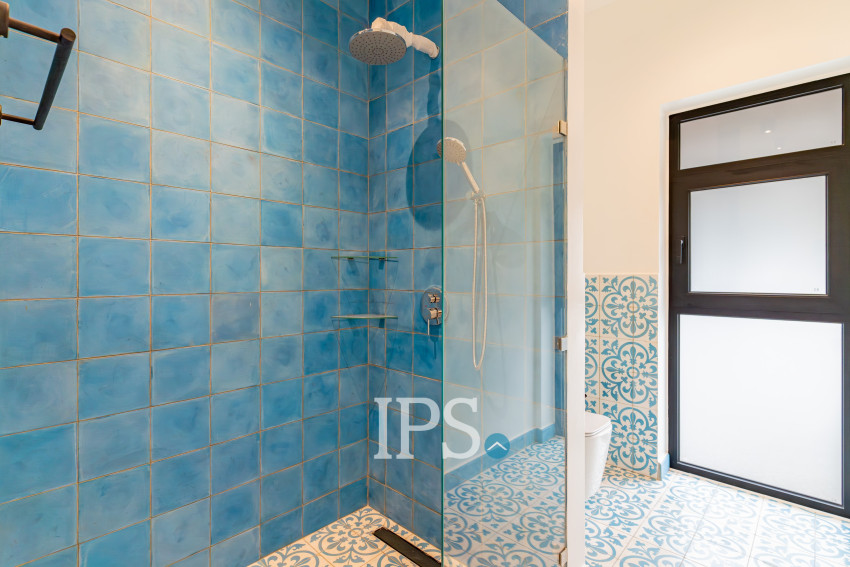 5 Bedroom Villa For Rent - Arey Ksat, Phnom Penh