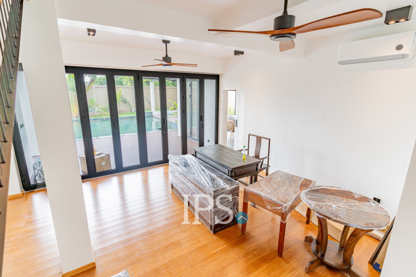 5 Bedroom Villa For Rent - Arey Ksat, Phnom Penh