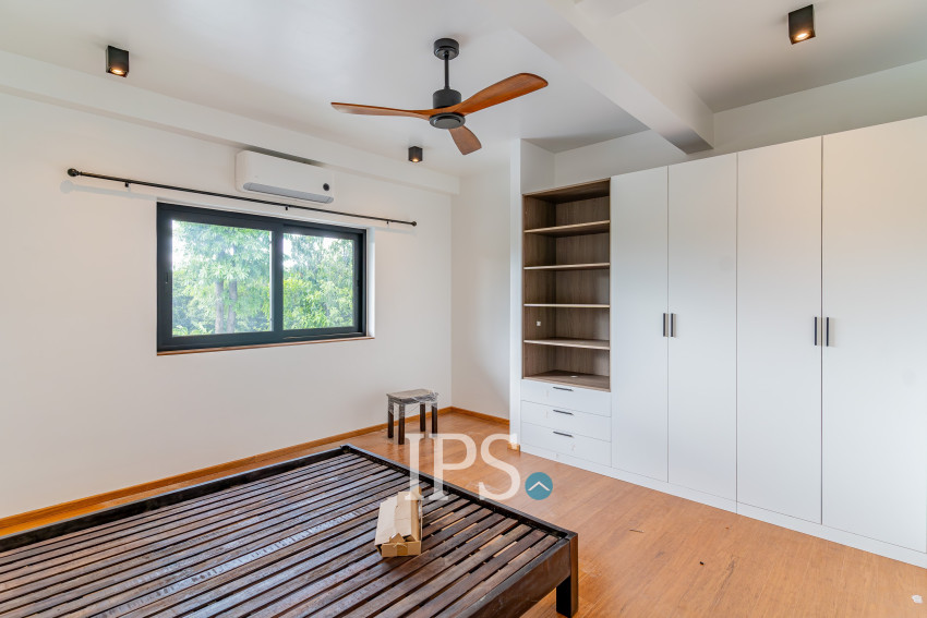 5 Bedroom Villa For Rent - Arey Ksat, Phnom Penh