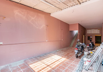 115 Sqm Retail Space For Rent - BKK1, Phnom Penh thumbnail