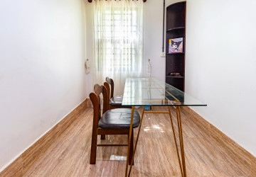 1 Bedroom Apartment For Rent - Svay Dangkum, Siem Reap thumbnail