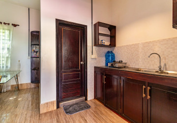 1 Bedroom Apartment For Rent - Svay Dangkum, Siem Reap thumbnail