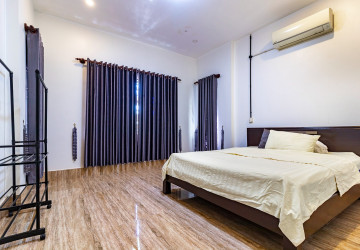 1 Bedroom Apartment For Rent - Svay Dangkum, Siem Reap thumbnail