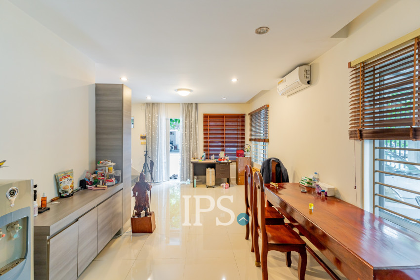 2 Bedroom Link Villa LC1 - Borey PengHouth Mercuran 2, Chbar Ampov, Phnom Penh