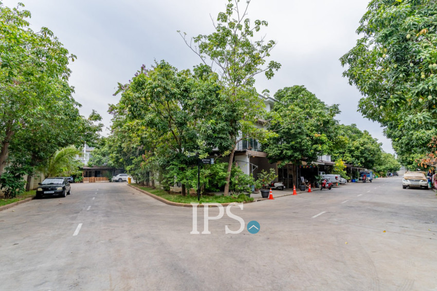 2 Bedroom Link Villa LC1 - Borey PengHouth Mercuran 2, Chbar Ampov, Phnom Penh