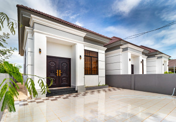 2 Bedroom House For Rent - Svay Dangkum, Siem Reap thumbnail