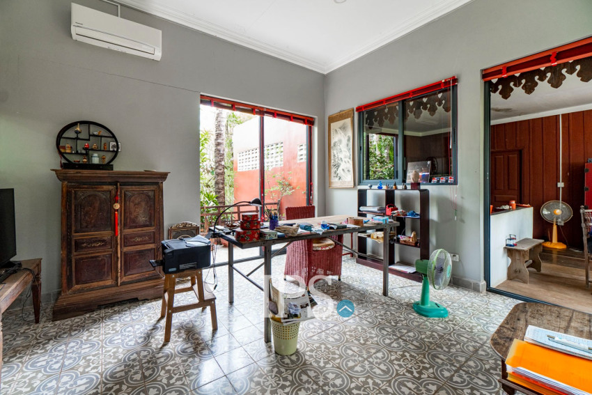 ផ្ទះ 2 បន្ទប់គេង សម្រាប់លក់ - ស្លក្រាម, សៀមរាប