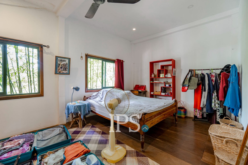 ផ្ទះ 2 បន្ទប់គេង សម្រាប់លក់ - ស្លក្រាម, សៀមរាប
