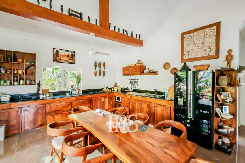 2 Bedroom Villa For Sale- Tuek Chhuo, Kampot
