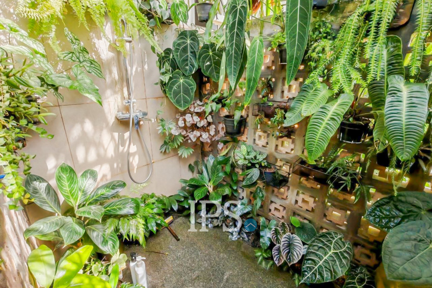 2 Bedroom Villa For Sale- Tuek Chhuo, Kampot