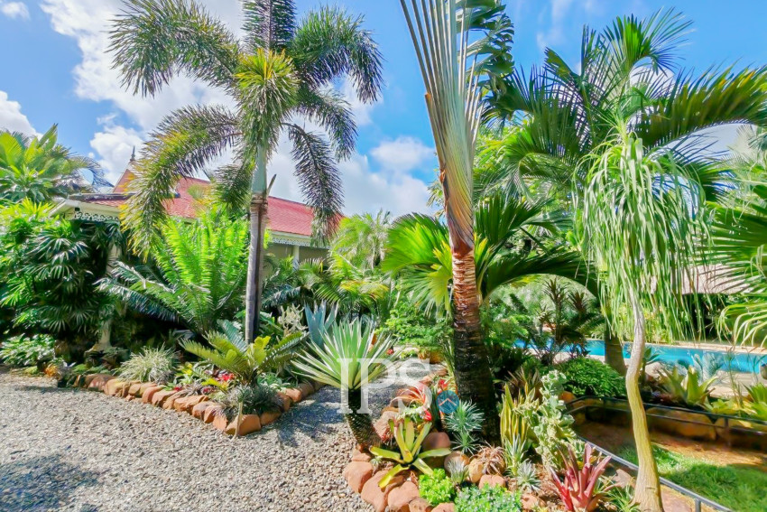 2 Bedroom Villa For Sale- Tuek Chhuo, Kampot