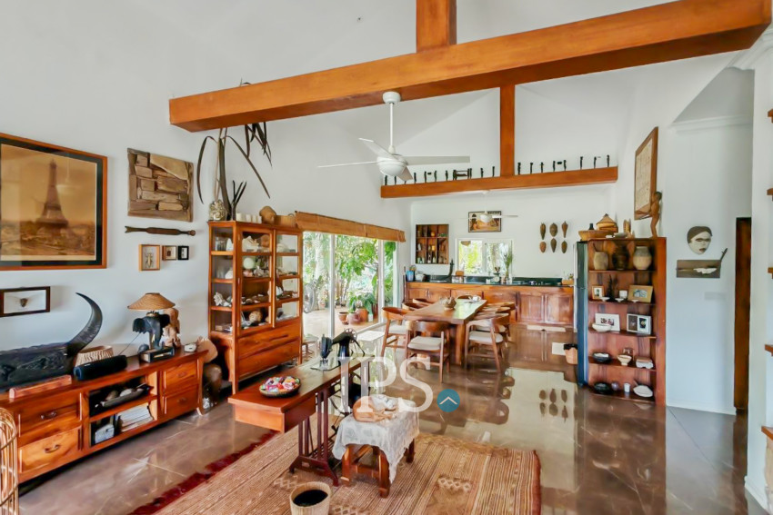 2 Bedroom Villa For Sale- Tuek Chhuo, Kampot
