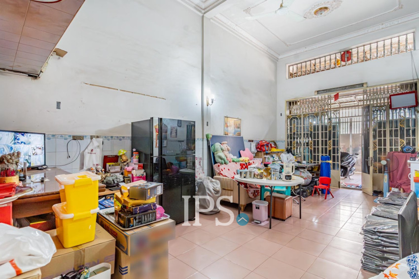 3 Bedroom Townhouse For Sale - BKK3, Phnom Penh