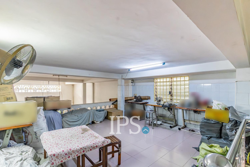 3 Bedroom Townhouse For Sale - BKK3, Phnom Penh