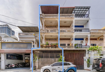 3 Bedroom Townhouse For Sale - BKK3, Phnom Penh thumbnail