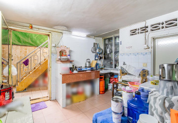 3 Bedroom Townhouse For Sale - BKK3, Phnom Penh thumbnail