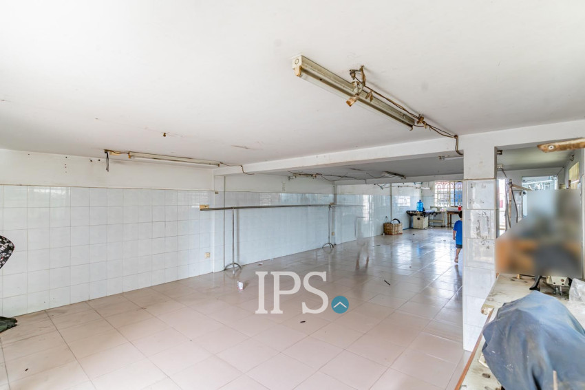 3 Bedroom Townhouse For Sale - BKK3, Phnom Penh