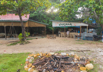 Beachfront Bungalows  Bar For Sale  MPai Bay, Koh Rong Sanloem, Sihanoukville thumbnail