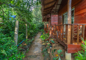 Beachfront Bungalows  Bar For Sale  MPai Bay, Koh Rong Sanloem, Sihanoukville thumbnail