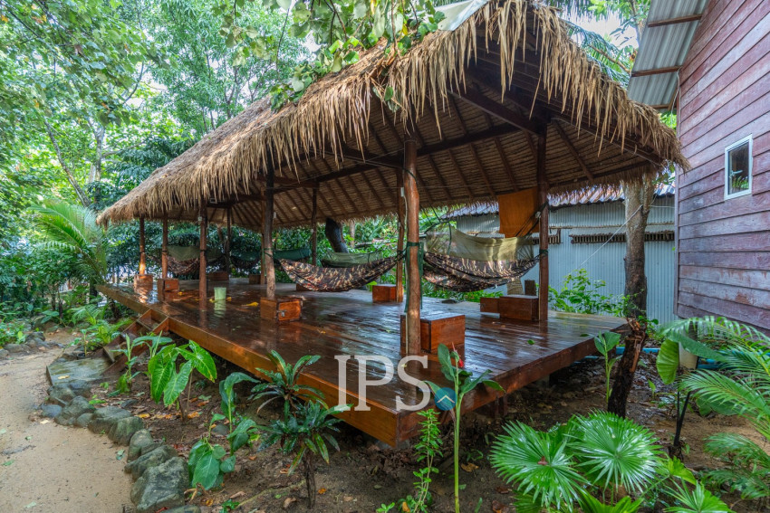 Beachfront Bungalows Bar For Sale MPai Bay, Koh Rong Sanloem, Sihanoukville