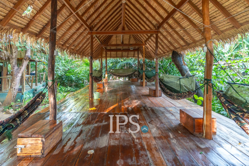 Beachfront Bungalows Bar For Sale MPai Bay, Koh Rong Sanloem, Sihanoukville