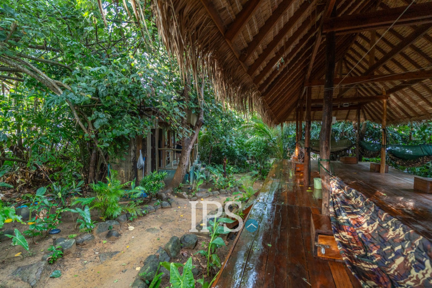 Beachfront Bungalows Bar For Sale MPai Bay, Koh Rong Sanloem, Sihanoukville