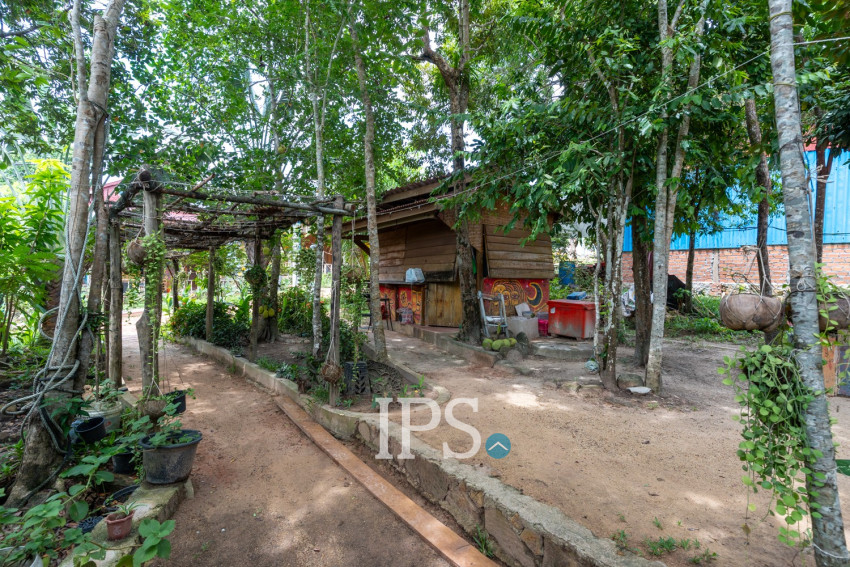 Guesthouse Business for Sale in MPai Bay, Koh Rong Sanloem, Sihanoukville