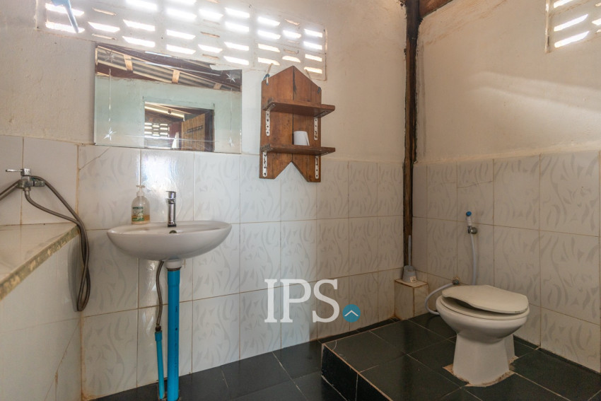 Guesthouse Business for Sale in MPai Bay, Koh Rong Sanloem, Sihanoukville