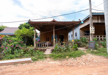 Guesthouse Business for Sale in MPai Bay, Koh Rong Sanloem, Sihanoukville thumbnail