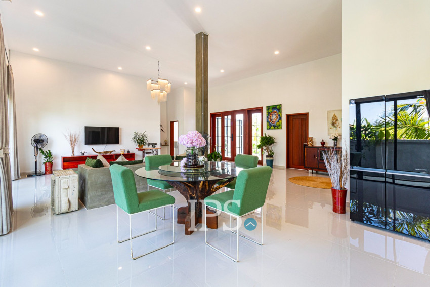 3 Bedroom Villa For Rent - Sangkat Siem Reap, Siem Reap