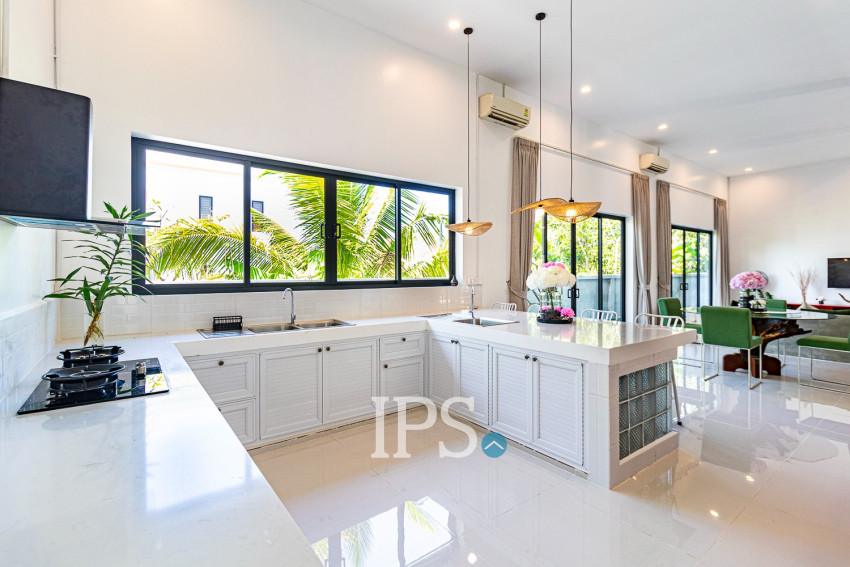 3 Bedroom Villa For Rent - Sangkat Siem Reap, Siem Reap