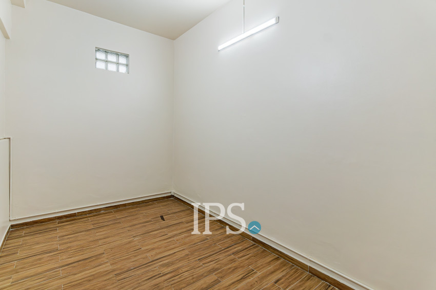 250 Sqm Commercial Building For Rent - Chakto Mukh, Phnom Penh