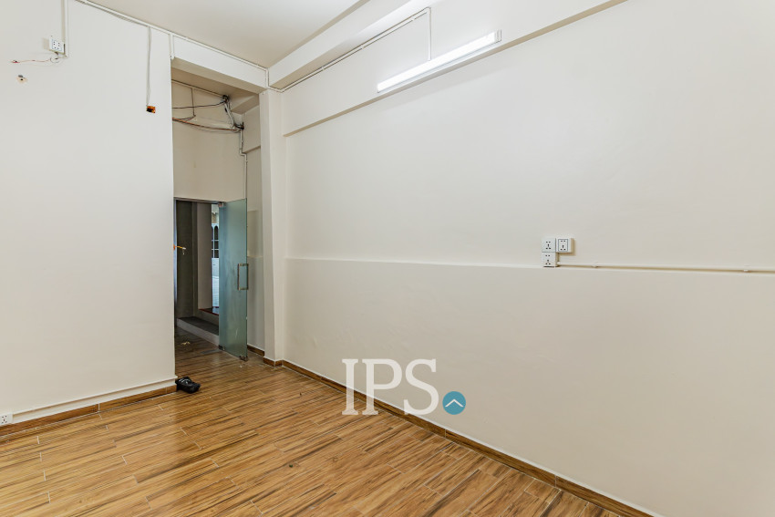 250 Sqm Commercial Building For Rent - Chakto Mukh, Phnom Penh