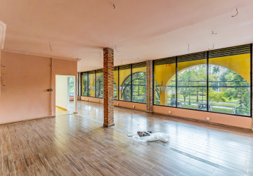 250 Sqm Commercial Building For Rent - Chakto Mukh, Phnom Penh thumbnail