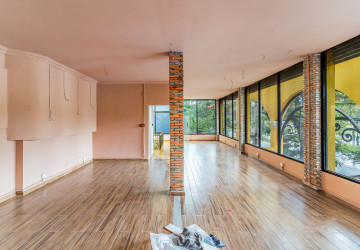 250 Sqm Commercial Building For Rent - Chakto Mukh, Phnom Penh thumbnail