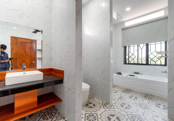 3 Bedroom House For Rent - Svay Dangkum, Siem Reap thumbnail