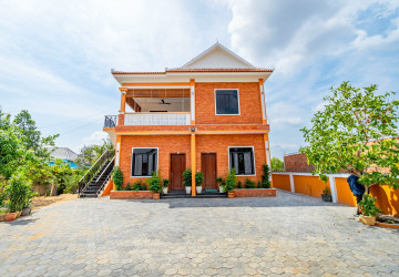 3 Bedroom House For Rent - Svay Dangkum, Siem Reap thumbnail