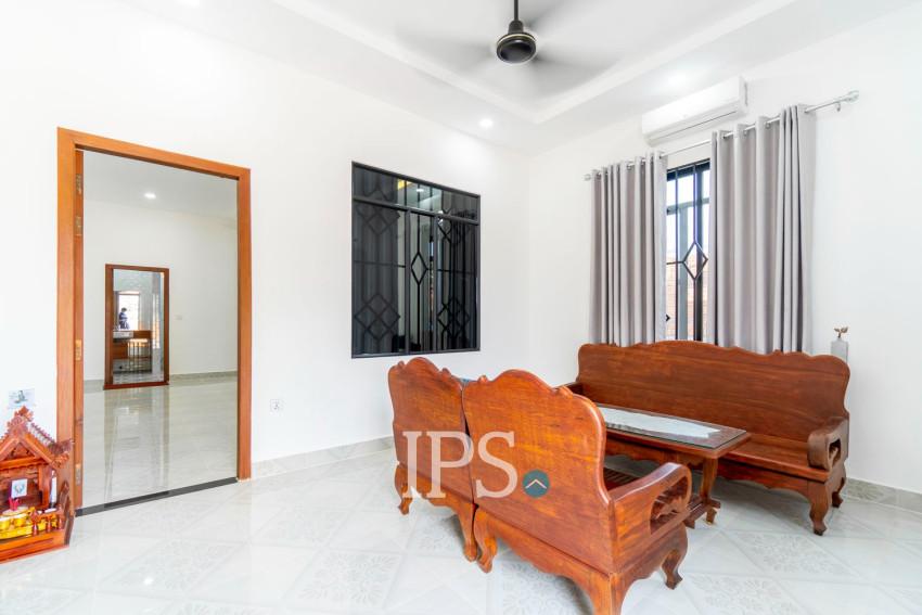 ផ្ទះ 3 បន្ទប់គេង សម្រាប់ជួល - ស្វាយដង្គុំ, សៀមរាប