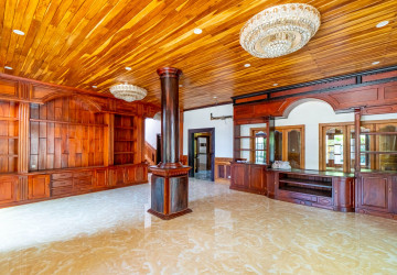 5 Bedroom Villa For Sale - Sala Kamreuk, Siem Reap thumbnail