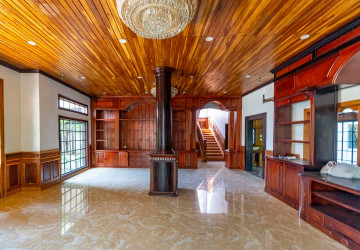 5 Bedroom Villa For Sale - Sala Kamreuk, Siem Reap thumbnail