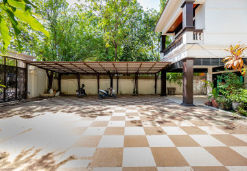 5 Bedroom Villa For Sale - Sala Kamreuk, Siem Reap thumbnail