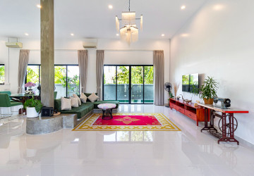 3 Bedroom Villa For Sale - Sangkat Siem Reap, Siem Reap thumbnail